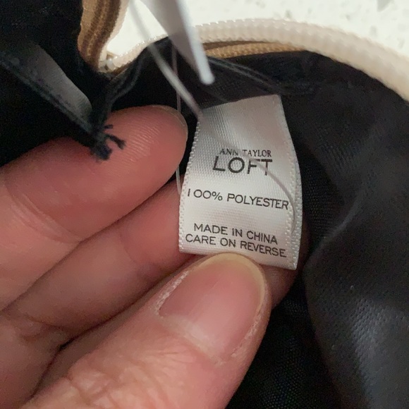 NWT LOFT Snake Print Metallic Gold Cosmetic Case - Picture 4 of 8